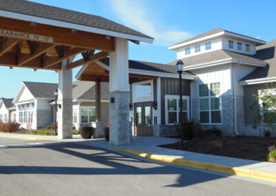 Circle drive leading up to front doors of Crestone SL of Olathe